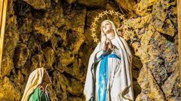 História de Nossa Senhora de Lourdes