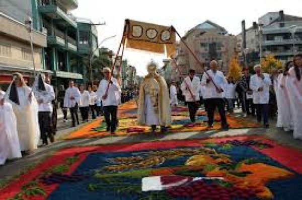 Festa de Corpus Christi - Pe. Alex Brito